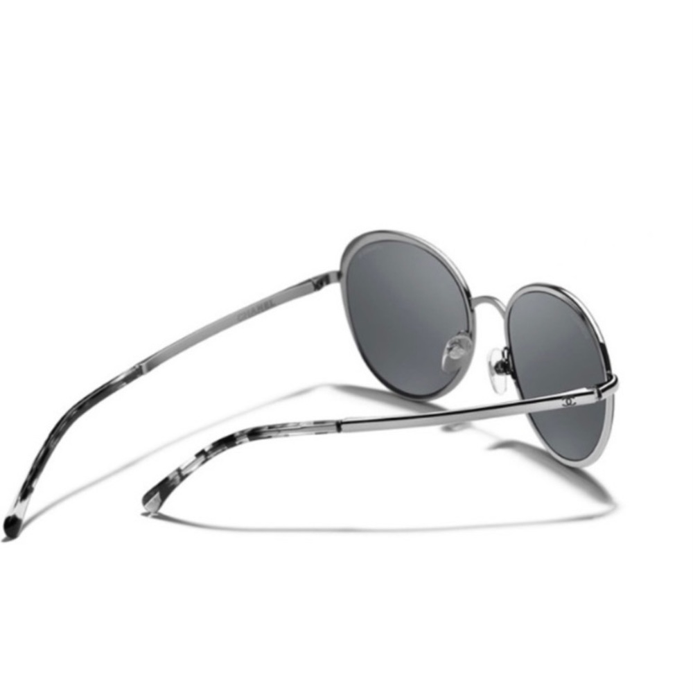 🖤$550. CHANEL Black Rounded Classic! Never out of style? A true Celeb Favorite! - Picture 5 of 14